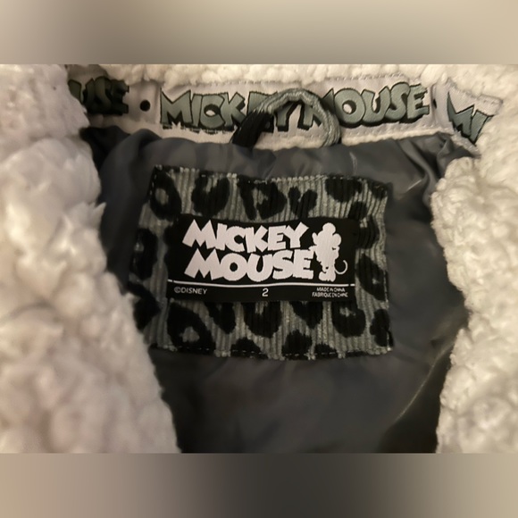 Disney girls matching leopard jacket Mickey Mouse size 2 NWOT - Picture 2 of 4